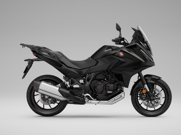 NHC52 - GUNMETAL BLACK METALLIC